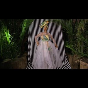 Meet your Posher, Yustinah